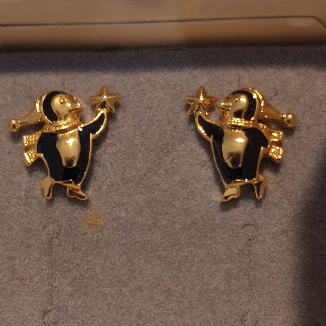 Original Penguin Gold And Black Earrings 5$